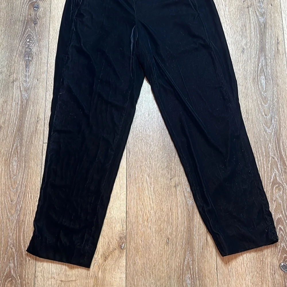 J. Crew Black Velvet Easy Pull On Trouser Size 00